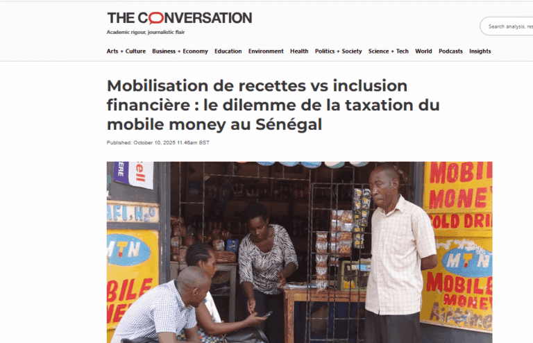 Awa Diouf signe un article dans The Conversation sur la taxation du mobile money au Sénégal
