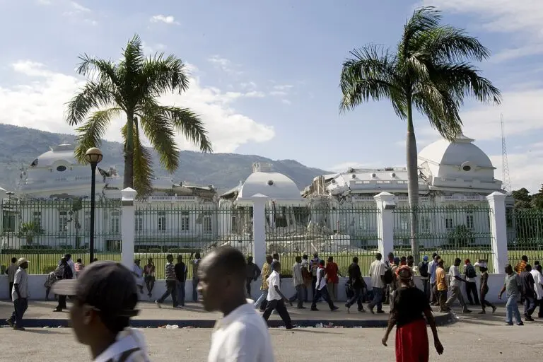 In the Midst of Conflict and Gang Rule: What Would Make Haiti’s Wealthy Supportive of Property Tax?
