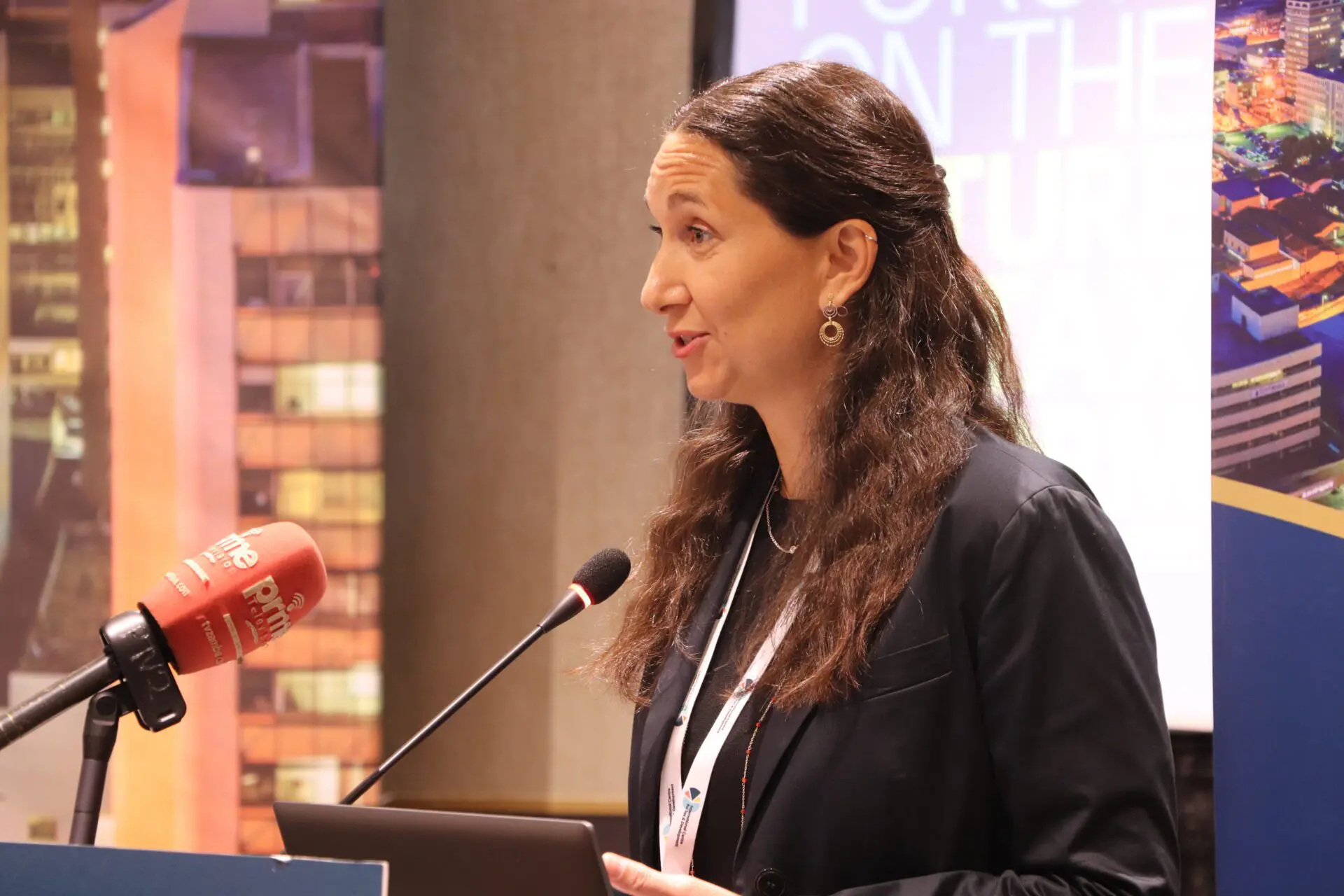 Giulia Mascagni, directrice exécutive de l'ICTD, prononce l'allocution d'ouverture du Forum sur la réforme fiscale
