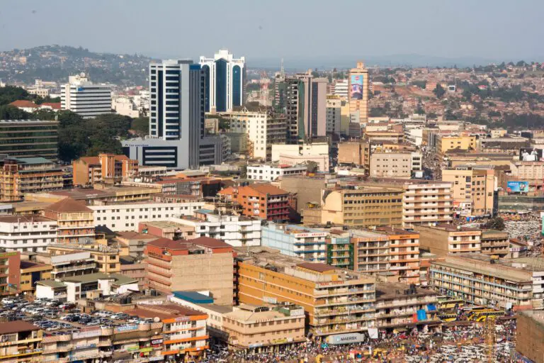 Recherchés dans le monde entier : des impôts fonciers sensés, et un champion pour les défendre